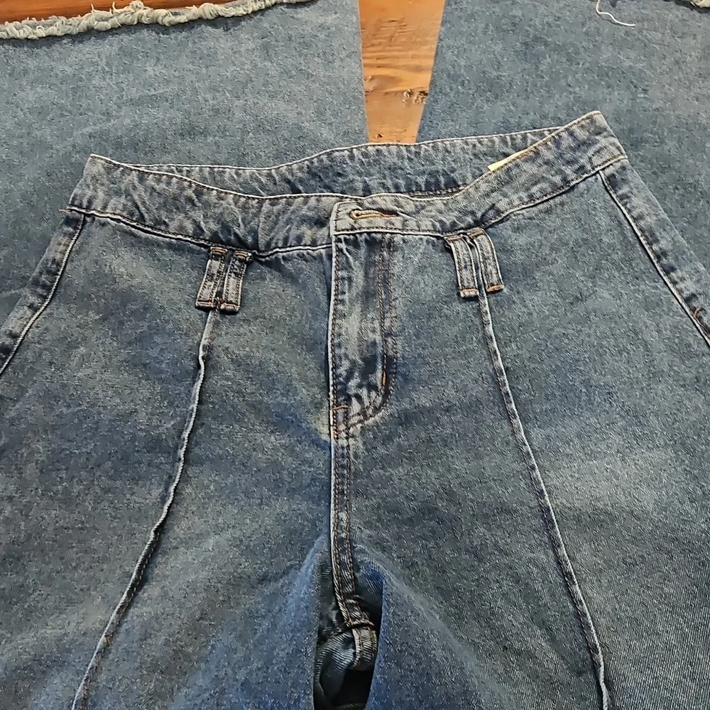 Dazy High- Waise Wide-Leg Blue Jeans - Picture 4 of 12